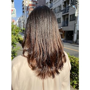 外ハネロングレイヤー