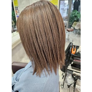 【'BEBE(ベベ)／札幌市・大通・狸小路】カラー