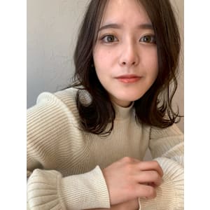 【'BEBE(ベベ)／札幌市・大通・狸小路】カラー