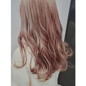 【'BEBE(ベベ)／札幌市・大通・狸小路】カラー