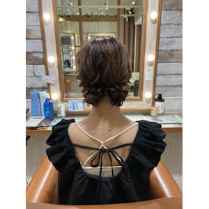 【Neolivekuta】☆ツインシニヨン☆【町田】