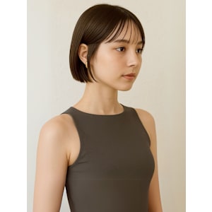 オリーブグレージュ 透明感カラー ボブ シースルーバンク