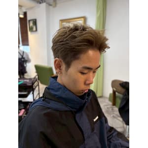 メンズカラー/ブリーチ/ハイトーン/韓国/髪質改善/メンズ