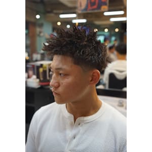 テーパーフェード×パーマスタイル