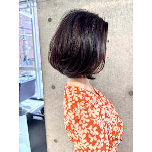 明るすぎない白髪ぼかしカラー/エレガントな大人ボブ