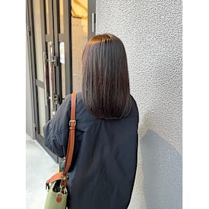 透明感グレージュ×ナチュラル内巻き（縮毛矯正可）