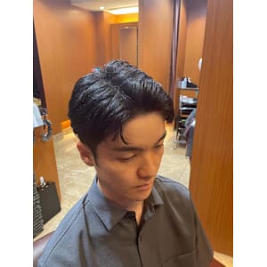 ドライだけでまとまるツーブロ<理容室>