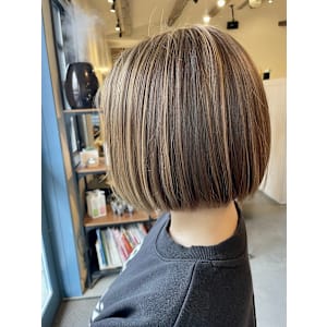 美髪・頭皮メンテナンスケアサロンRe:care×スタイル