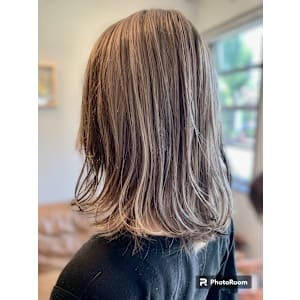 美髪・頭皮メンテナンスケアサロンRe:care×スタイル