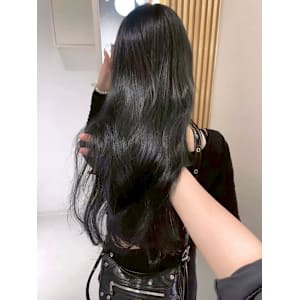 【rizu】ナチュラルブラック/ヘアカラー/透明感 - MOON by KENJE【ムーンバイケンジ】掲載中