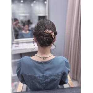 大人のガーリーアップ