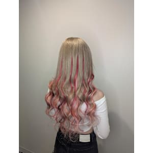 ピンク好き必見！！ギャルSTYLE - Bulansis Hair【ブランシス ヘアー】掲載中