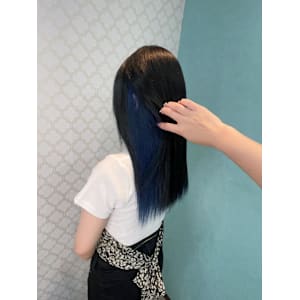 インナーカラーでブルー！ - Bulansis Hair【ブランシス ヘアー】掲載中