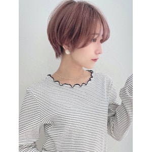 ショートボブ髪型30代40代50代前髪あり前髪無し面長丸顔