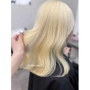 抜きっぱなしブリーチ / ブロンドヘア