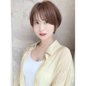 ショートボブ髪型30代40代50代前髪あり前髪無し面長丸顔 - GRAND【グランド】掲載中