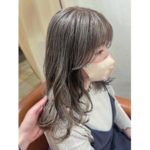 [Neolive kuta] グレーアッシュのカラー