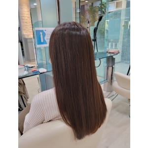 赤み抑えるオリーブカラー