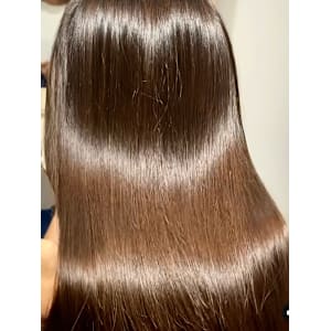 【梅雨も楽しめる】 Memory Infinity×縮毛矯正