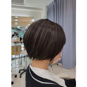 ショートグレージュ