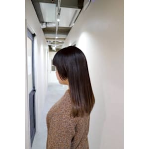 Be hair salon&spa　顔まわりレイヤー