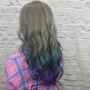 ハイトーングラーデーションカラー