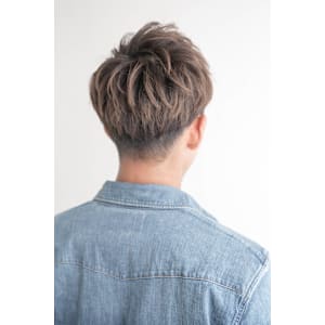 【S.BROOM天王寺店】ツーブロック束感ショート