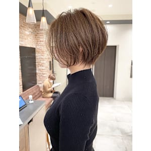 30代40代50代白髪ぼかし髪型白髪染め面長扱いやすい髪型