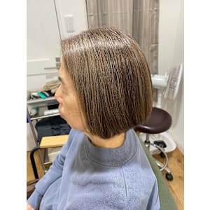70代でも美髪矯正/ブリーチ無し白髪ぼかし/ほとんど白髪の方 - am hair design  仙台 八幡【アム ヘアデザイン センダイ ハチマン】掲載中