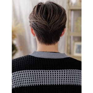 アップバングくせ毛風モテ髪メンズコンマヘア　サーフカール