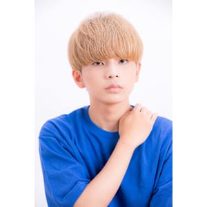 Vis Hair＆Beauty 西新井店×スタイル