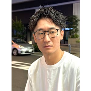 スパイキーショート×梅田×ツイストパーマ