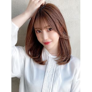 ホワイトグレージュ後れ毛が可愛い顔周りレイヤーミニウルフ - AFLOAT/L 錦糸町【アフロートエル】【アフロートエル キンシチョウ】掲載中