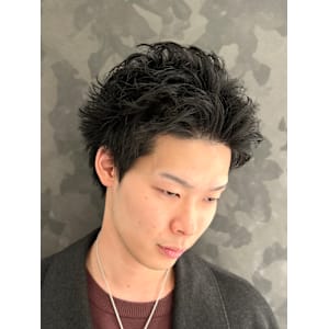 スパイキーショート