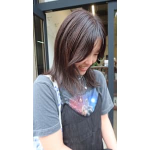 グレージュミディアムレイヤー