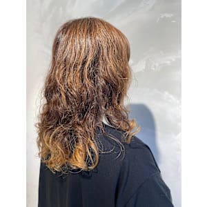 Axe-lザクロパーマ - hairmake＆design Axe-l【ヘアメイクアンドデザイン アクセル】掲載中