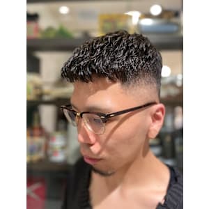 スキンフェード×アイロンパーマ - ヒロ銀座ヘアーサロン 浜松町大門店【ヒロギンザ ハママツチョウダイモンテン】掲載中