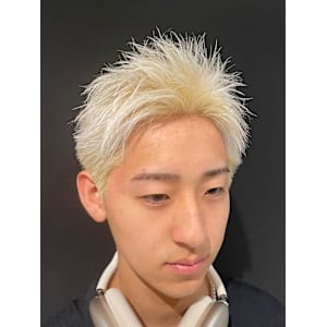 ホワイトスパイキーショート