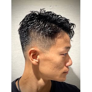 フェードパーマスタイル