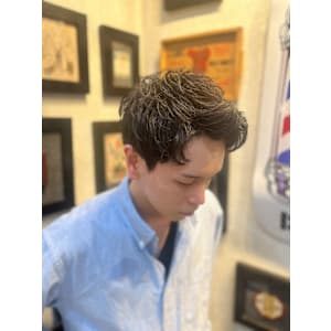 アップバング×パーマスタイル