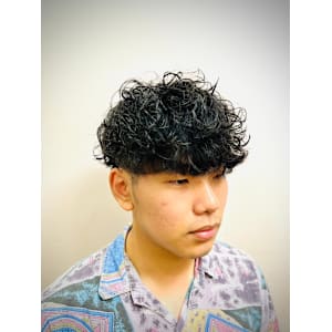 無造作パーマヘア