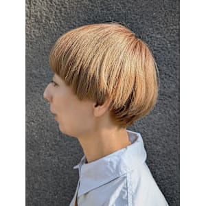 柔らかマッシュショートボブ