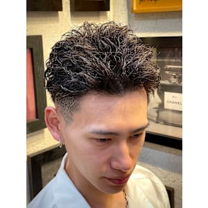 かきあげスパイキーショート×ツイストパーマ