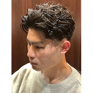 フェードスタイル×ビジネスパーマ