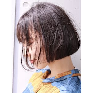 丸みショート・ボブ/丸顔/前髪あり/絶壁解消/30代/40代