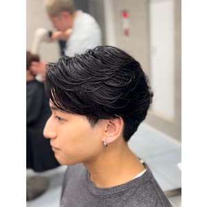 横浜メンズ人気No.1ニュアンスパーマ