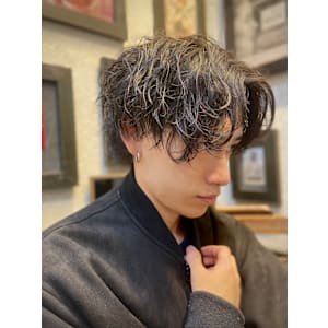 ツイストスパイラル×センターパート