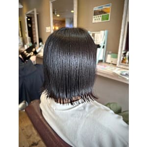 大人ショート細めハイライト白髪ぼかしくすみカラー40代50代 - HAIR MAKE ROSY 八軒店【ヘアメイク ロージー ハチケンテン】掲載中