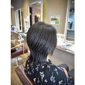 大人ショート細めハイライト白髪ぼかしくすみカラー40代50代 - HAIR MAKE ROSY 八軒店【ヘアメイク ロージー ハチケンテン】掲載中