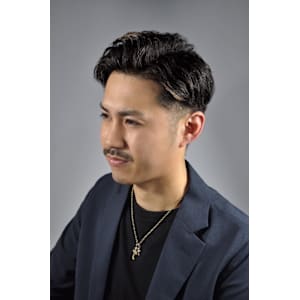 ビジネスパーマ×ツーブロック